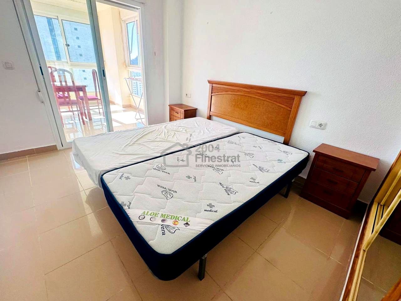 Appartement de 3 chambres à louer à Benidorm avec garage - 1 350 € (Ref: 9632800)
