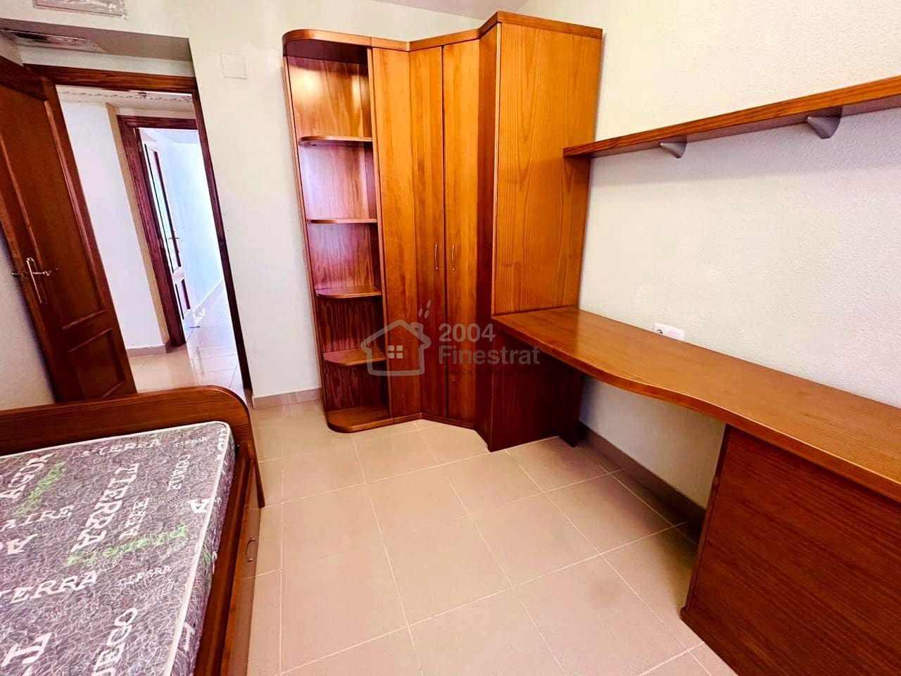 Appartement de 3 chambres à louer à Benidorm avec garage - 1 350 € (Ref: 9632800)