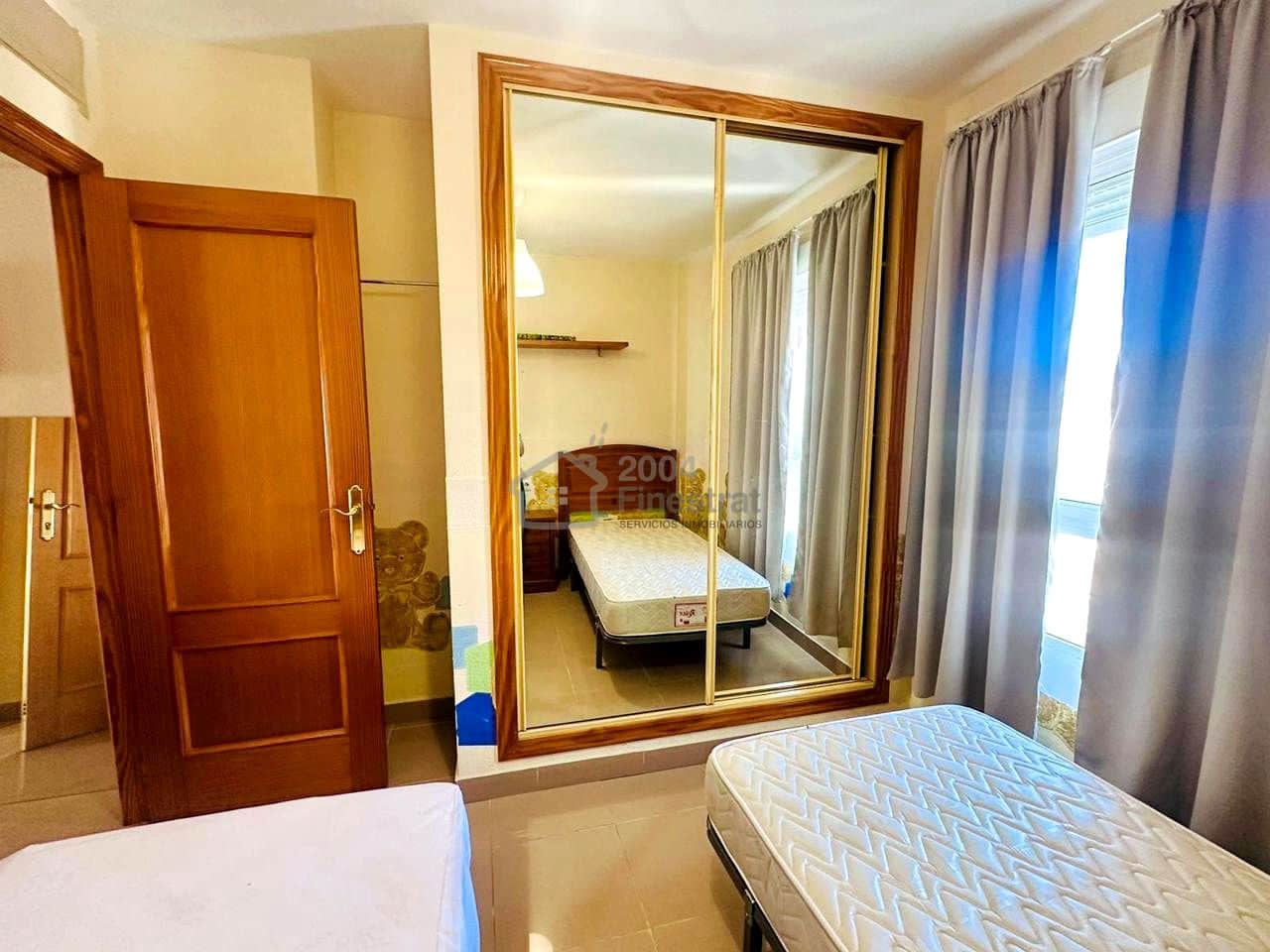 Appartement de 3 chambres à louer à Benidorm avec garage - 1 350 € (Ref: 9632800)