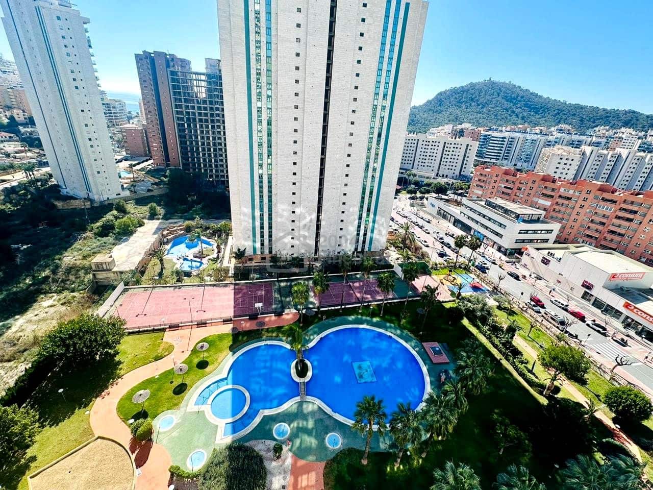 Appartement de 3 chambres à louer à Benidorm avec garage - 1 350 € (Ref: 9632800)