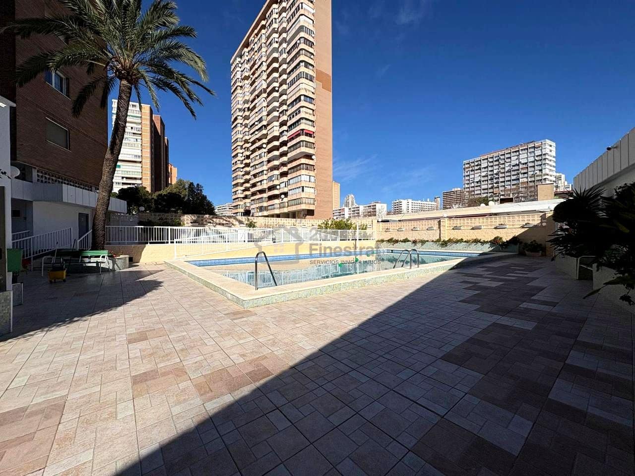 2 slaapkamer Flat te huur in Benidorm met garage - € 1.300 (Ref: 9635138)