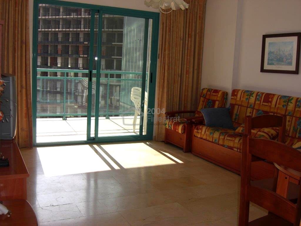 Piso de 2 habitaciones en La Villajoyosa / Vila Joiosa en venta con piscina - 248.000 € (Ref: 9672723)