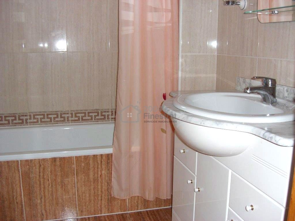 Piso de 2 habitaciones en La Villajoyosa / Vila Joiosa en venta con piscina - 248.000 € (Ref: 9672723)