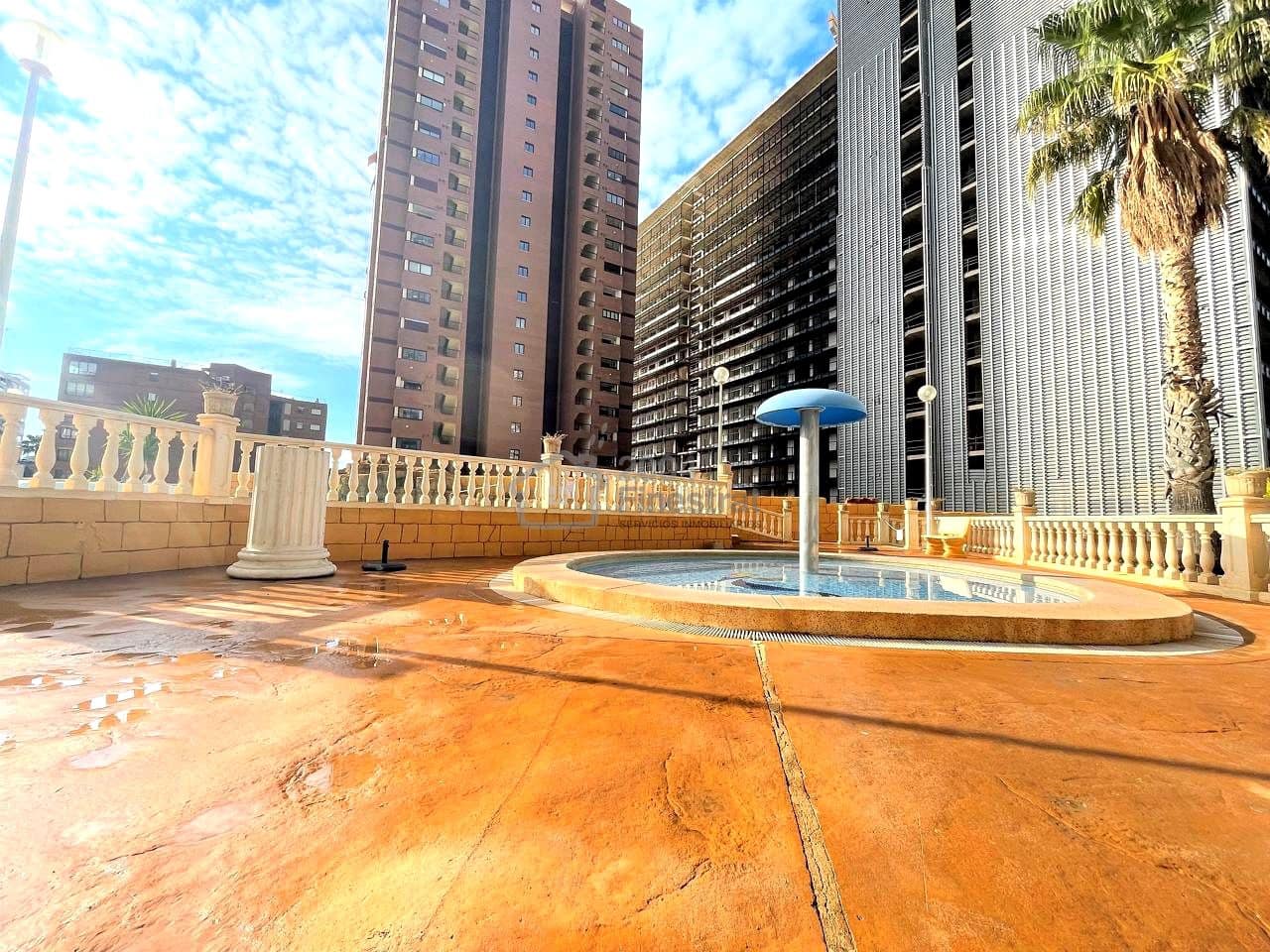 Piso de 2 habitaciones en La Villajoyosa / Vila Joiosa en venta con piscina - 248.000 € (Ref: 9672723)