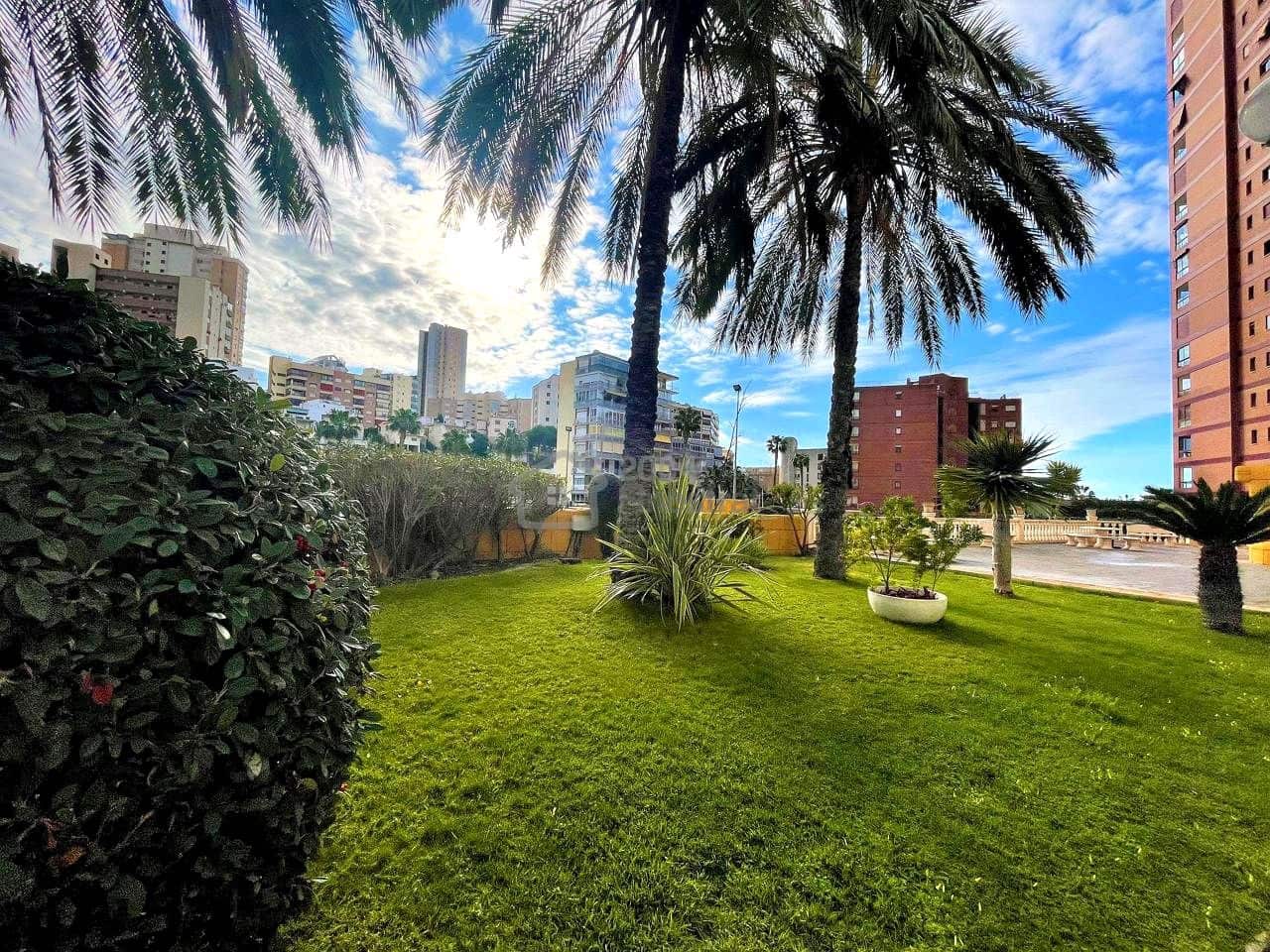 Piso de 2 habitaciones en La Villajoyosa / Vila Joiosa en venta con piscina - 248.000 € (Ref: 9672723)