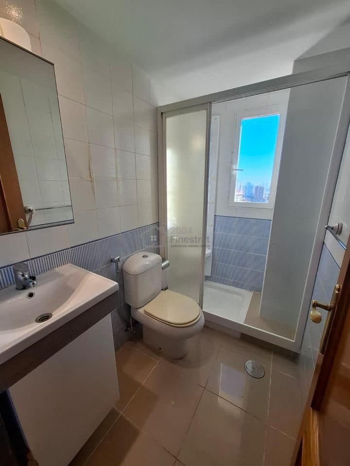 3 sovrum Lägenhet till salu i Benidorm med pool garage - 306 000 € (Ref: 9720592)