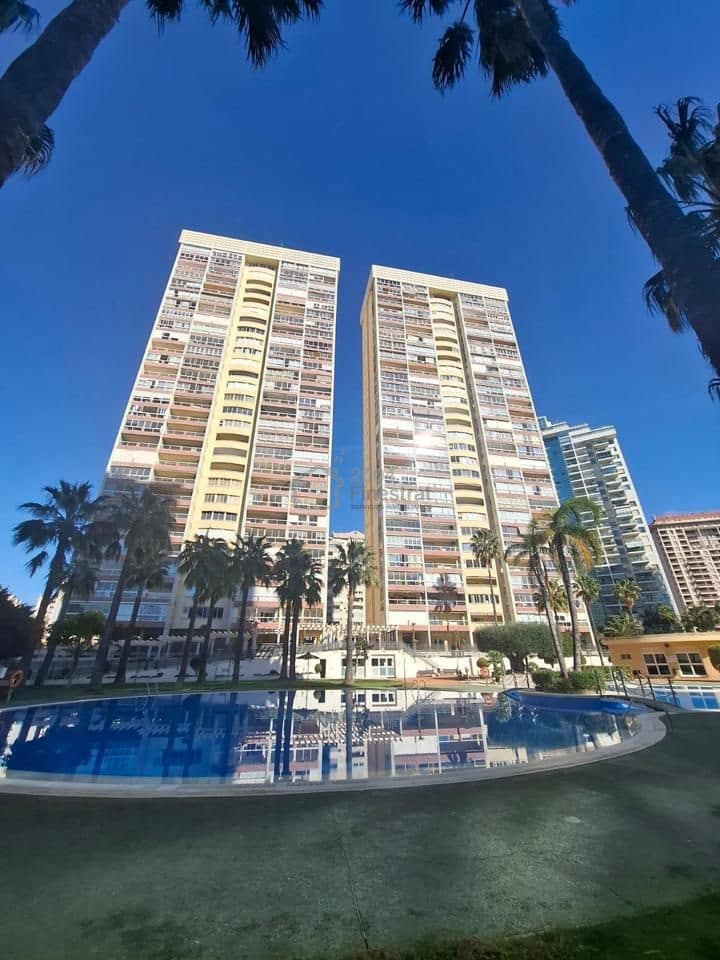 3 sovrum Lägenhet till salu i Benidorm med pool garage - 306 000 € (Ref: 9720592)