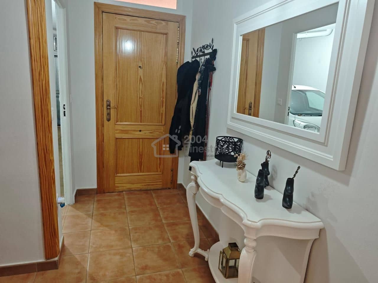 4 bedroom Villa for sale in La Nucia with garage - € 280,000 (Ref: 9733929)