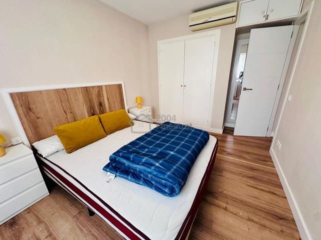 2 Zimmer Wohnung zu vermieten in Benidorm mit Garage - 1.200 € (Ref: 9772458)