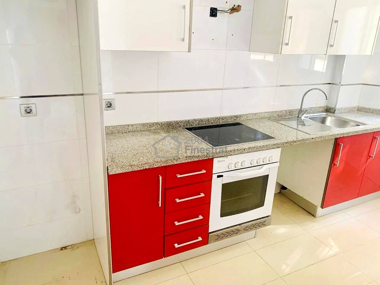 2 slaapkamer Flat te koop in Benidorm - € 235.000 (Ref: 9780437)