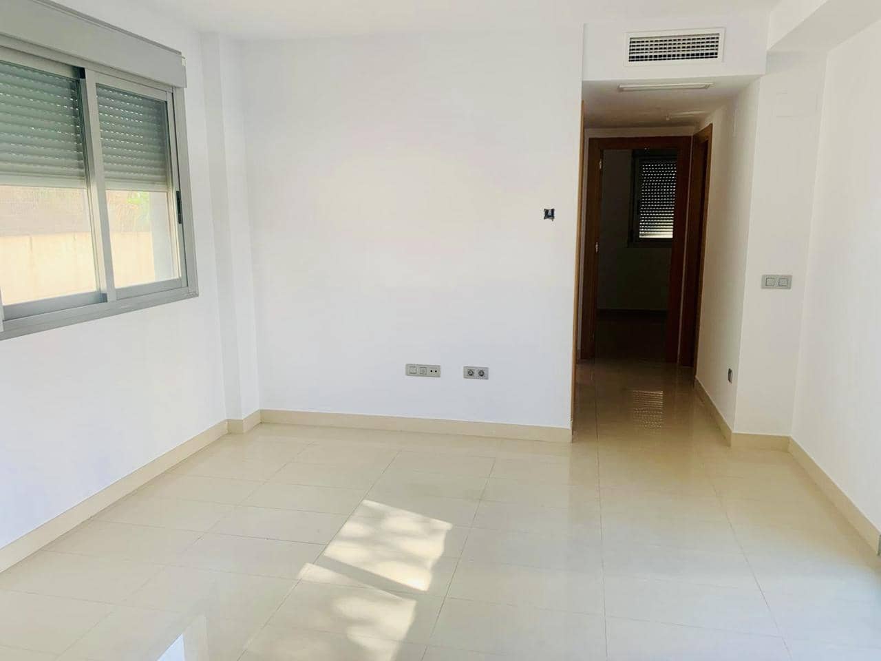 2 sovrum Lägenhet till salu i Benidorm - 215 000 € (Ref: 9780438)