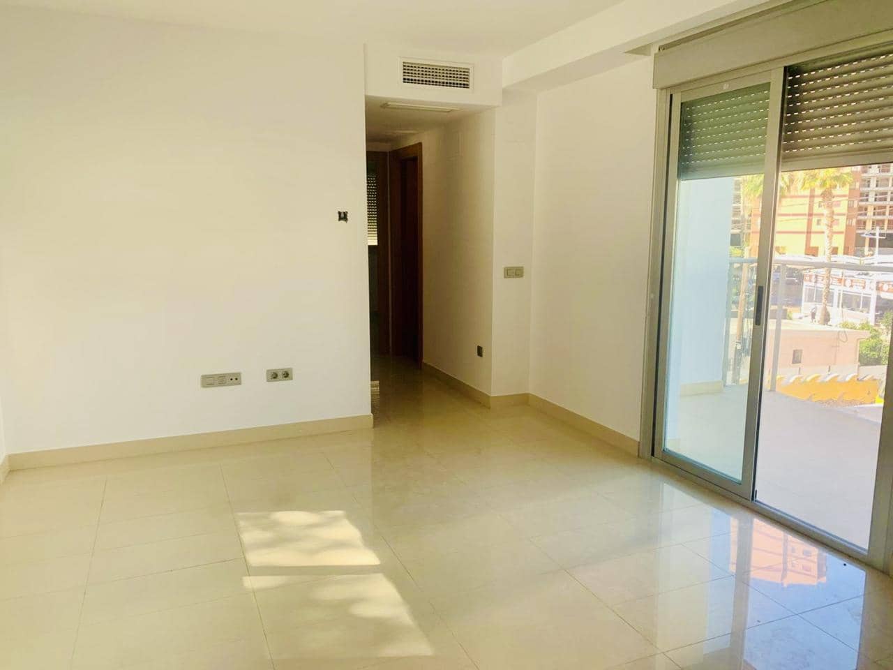 2 sovrum Lägenhet till salu i Benidorm - 215 000 € (Ref: 9780438)