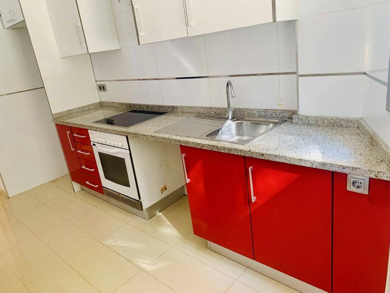 2 sovrum Lägenhet till salu i Benidorm - 215 000 € (Ref: 9780438)
