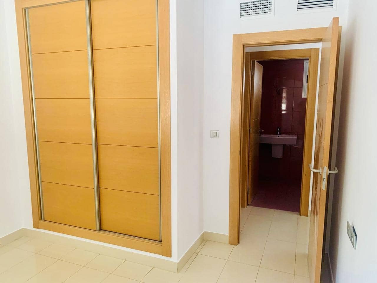 2 sovrum Lägenhet till salu i Benidorm - 215 000 € (Ref: 9780438)