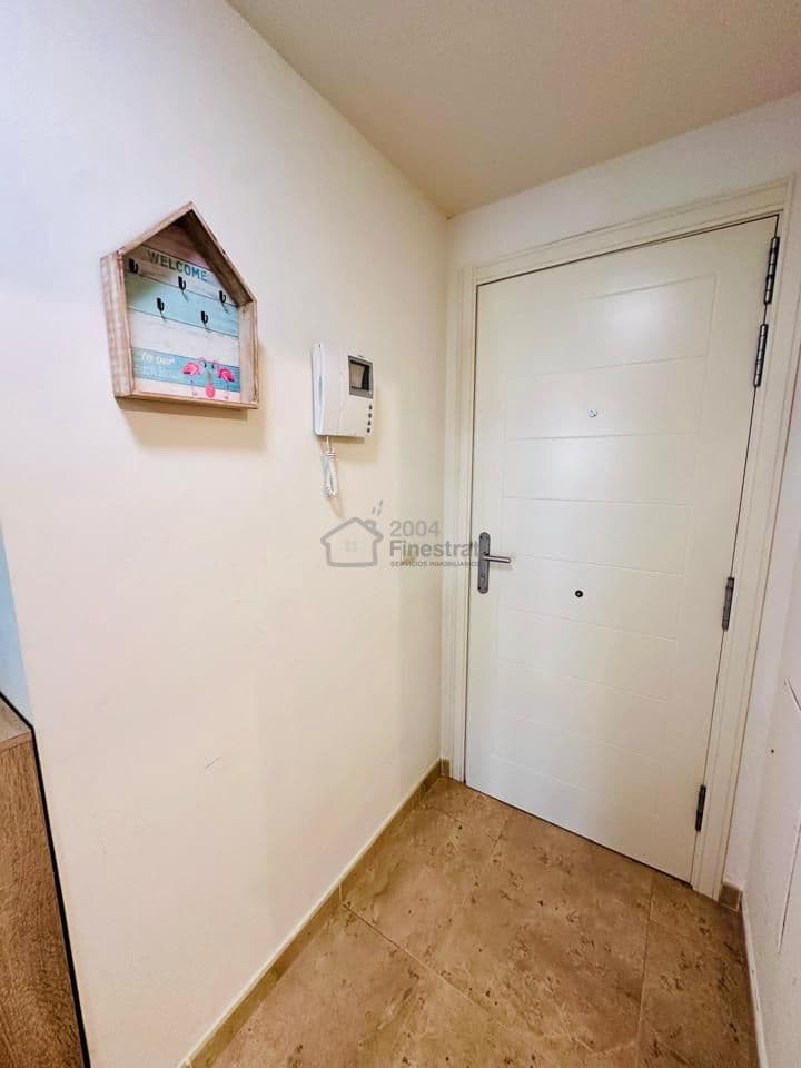 1 sypialnia Mieszkanie do wynajęcia w Benidorm z basenem garażem - 1 200 € (Ref: 9830297)