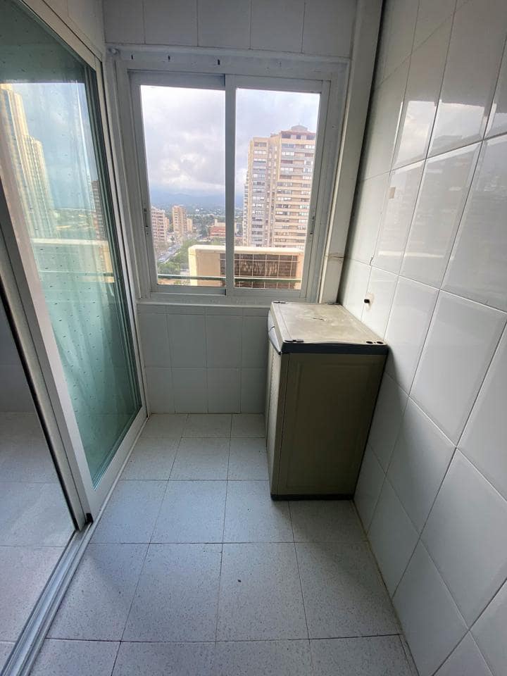 3 sypialnia Mieszkanie do wynajęcia w Benidorm z basenem garażem - 1 375 € (Ref: 9830299)