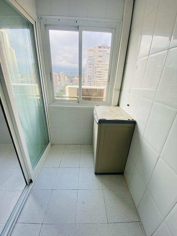 3 sypialnia Mieszkanie do wynajęcia w Benidorm z basenem garażem - 1 375 € (Ref: 9830299)