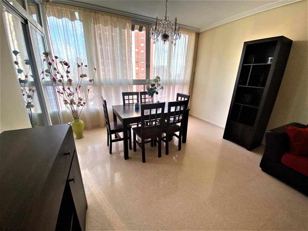 3 sypialnia Mieszkanie do wynajęcia w Benidorm z basenem garażem - 1 375 € (Ref: 9830299)