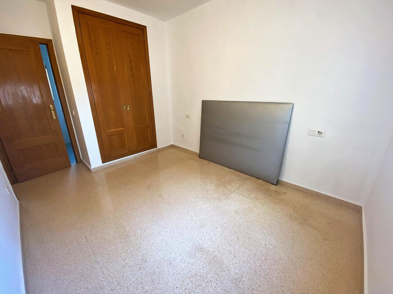 3 sypialnia Mieszkanie do wynajęcia w Benidorm z basenem garażem - 1 375 € (Ref: 9830299)