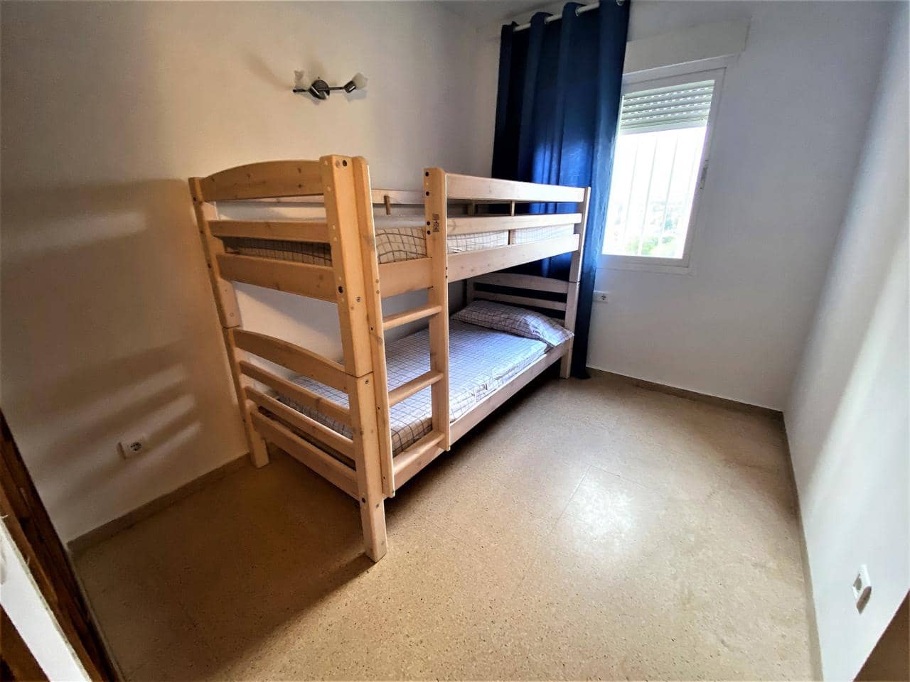 3 sypialnia Mieszkanie do wynajęcia w Benidorm z basenem garażem - 1 375 € (Ref: 9830299)