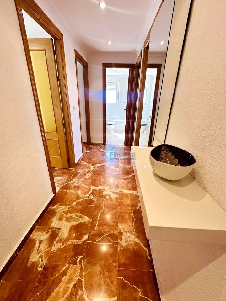 2 chambre Appartement à vendre à Benidorm avec piscine garage - 298 000 € (Ref: 9866344)
