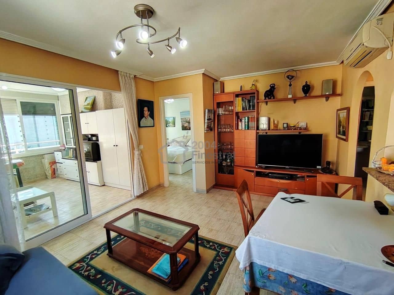 2 bedroom Flat for sale in Benidorm with pool garage - € 268,000 (Ref: 9879891)