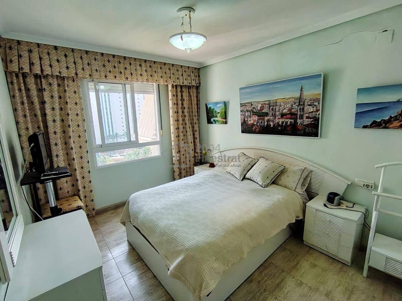 2 bedroom Flat for sale in Benidorm with pool garage - € 268,000 (Ref: 9879891)