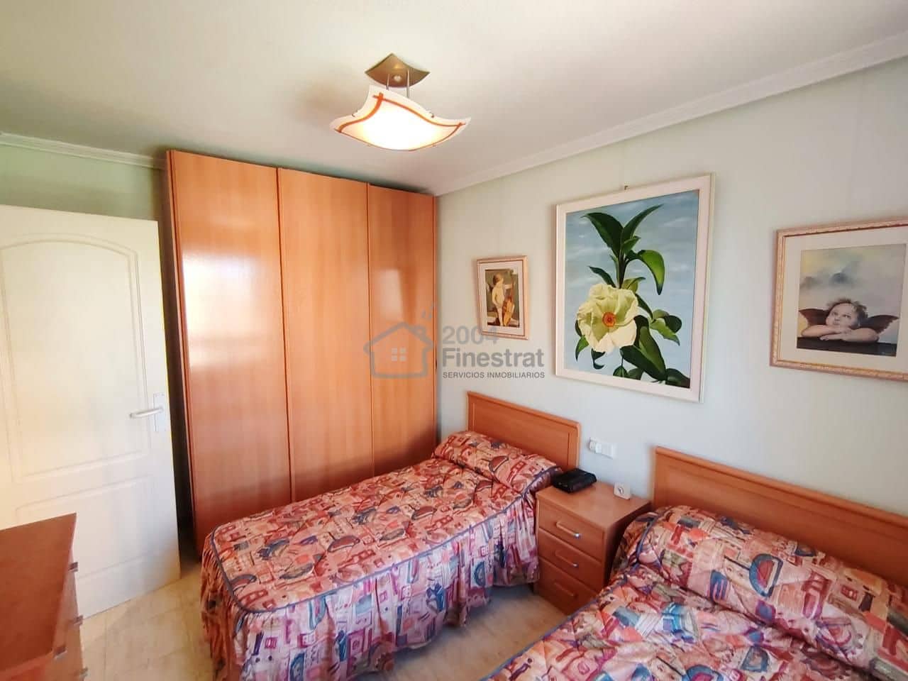 2 bedroom Flat for sale in Benidorm with pool garage - € 268,000 (Ref: 9879891)