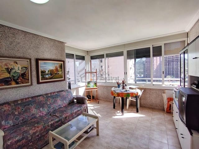 2 bedroom Flat for sale in Benidorm with pool garage - € 268,000 (Ref: 9879891)