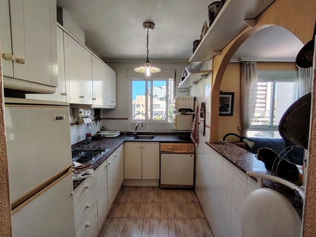 2 bedroom Flat for sale in Benidorm with pool garage - € 268,000 (Ref: 9879891)