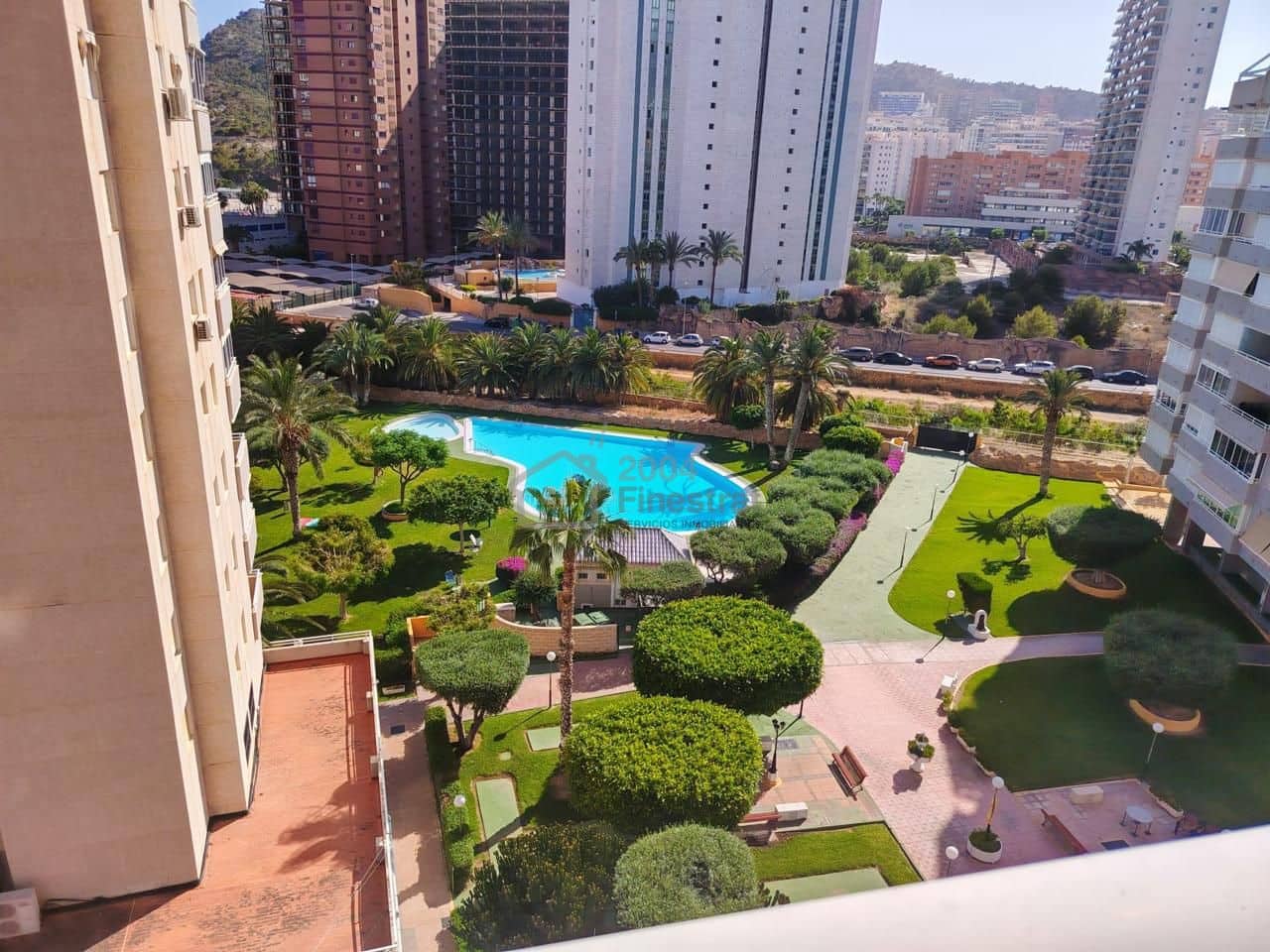2 bedroom Flat for sale in Benidorm with pool garage - € 268,000 (Ref: 9879891)