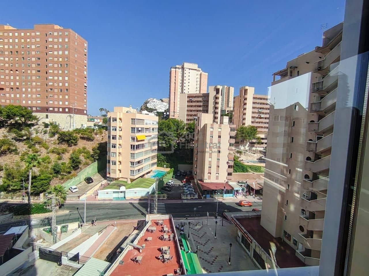 2 bedroom Flat for sale in Benidorm with pool garage - € 268,000 (Ref: 9879891)