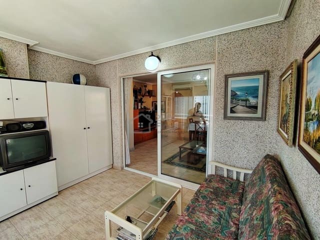 2 bedroom Flat for sale in Benidorm with pool garage - € 268,000 (Ref: 9879891)