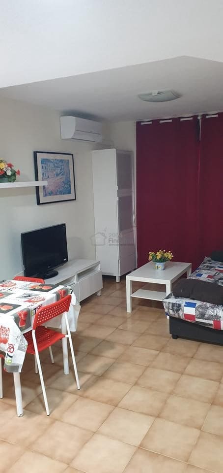 1 makuuhuone Asunto vuokrattavana paikassa Benidorm mukana uima-altaan 
autotalli - 750 € (Ref: 9948690)