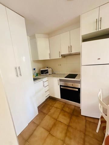 1 makuuhuone Asunto vuokrattavana paikassa Rincón Bajo, Benidorm mukana uima-altaan 
autotalli - 750 € (Ref: 9948690)