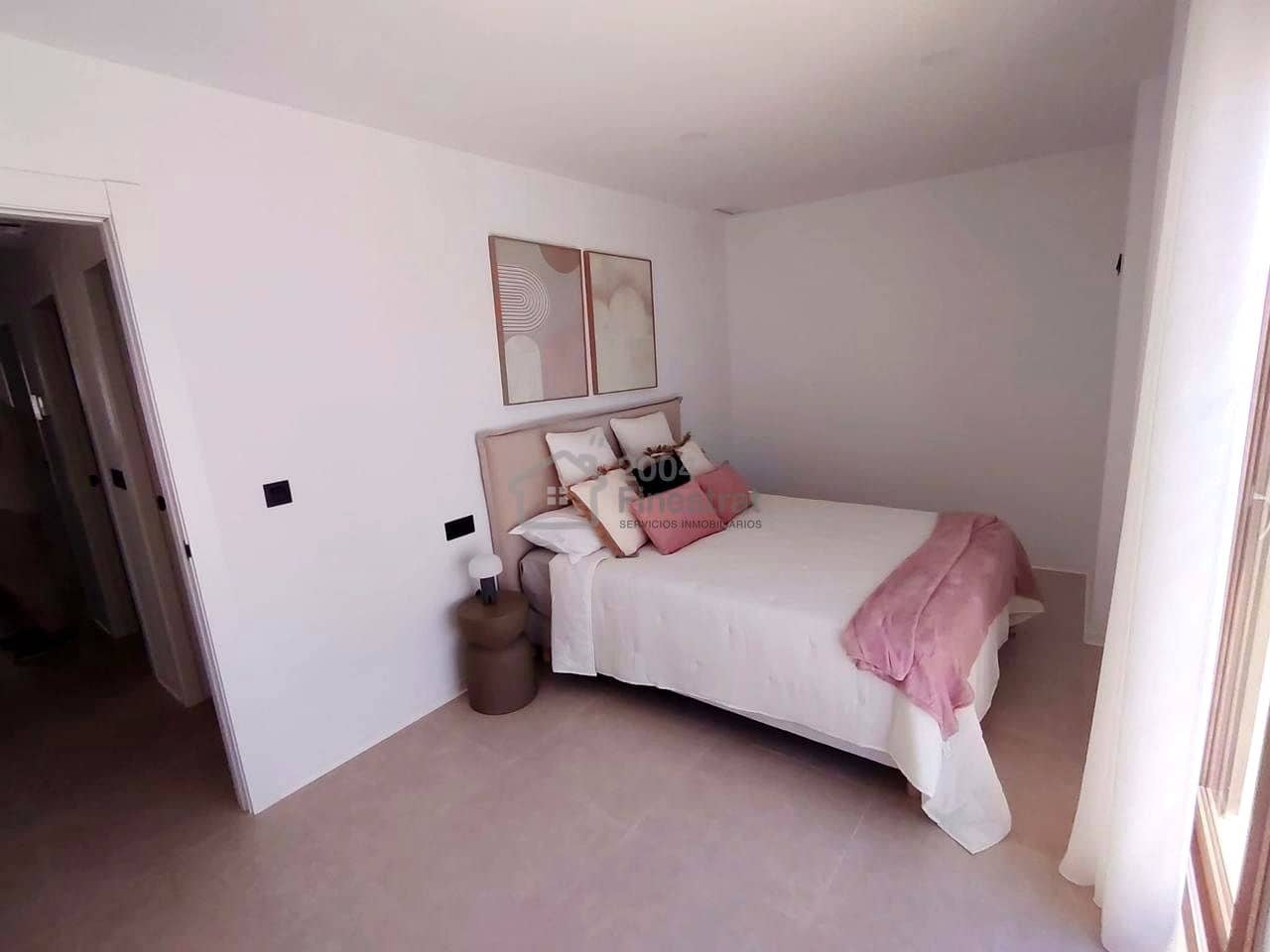 2 soverom Bungalow til salgs i Lo Pagan med svømmebasseng - € 324 900 (Ref: 9953436)