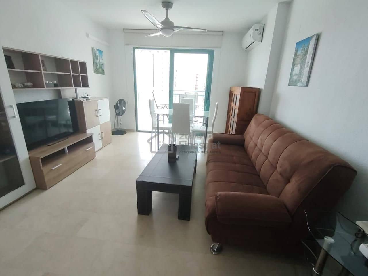 1 slaapkamer Flat te huur in Benidorm met zwembad garage - € 950 (Ref: 9961634)