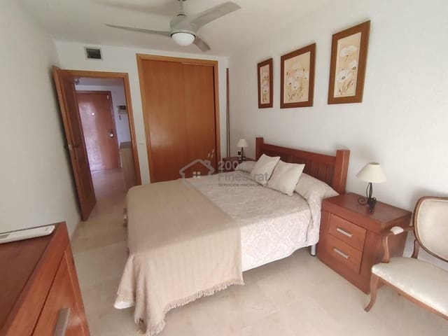 1 slaapkamer Flat te huur in Benidorm met zwembad garage - € 950 (Ref: 9961634)