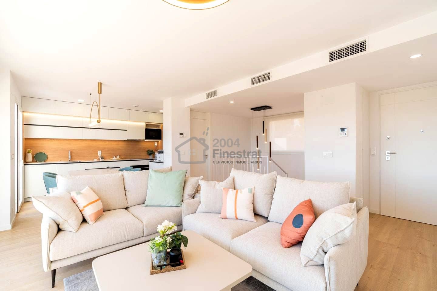 3 bedroom Villa for sale in La Nucia with pool garage - € 465,000 (Ref: 9981648)