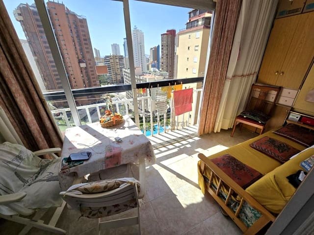 Piso de 2 habitaciones en Juzgados - Plaza de Toros, Benidorm en venta - 203.000 € (Ref: 9985687)