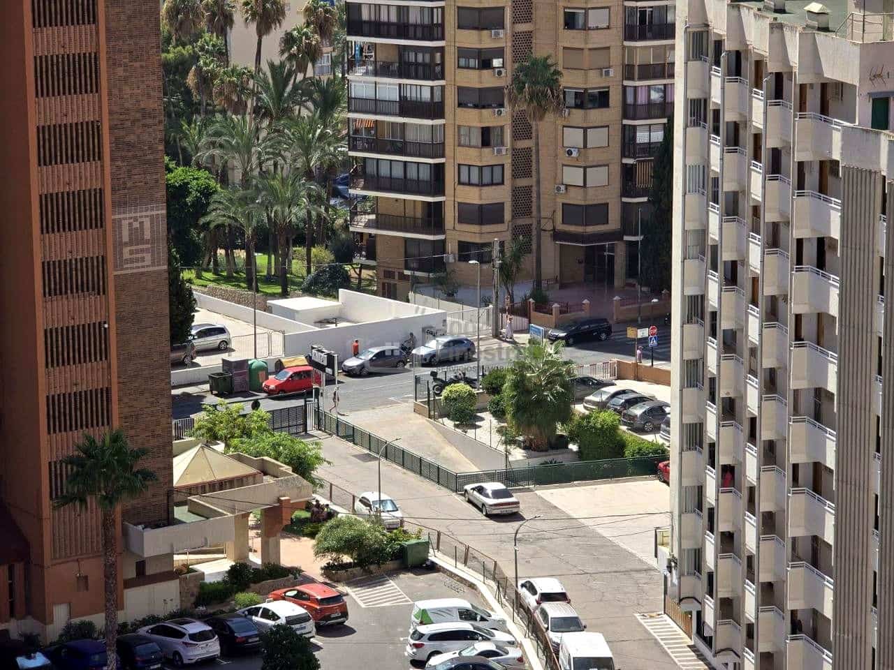2 bedroom Flat for sale in Benidorm - € 203,000 (Ref: 9985687)