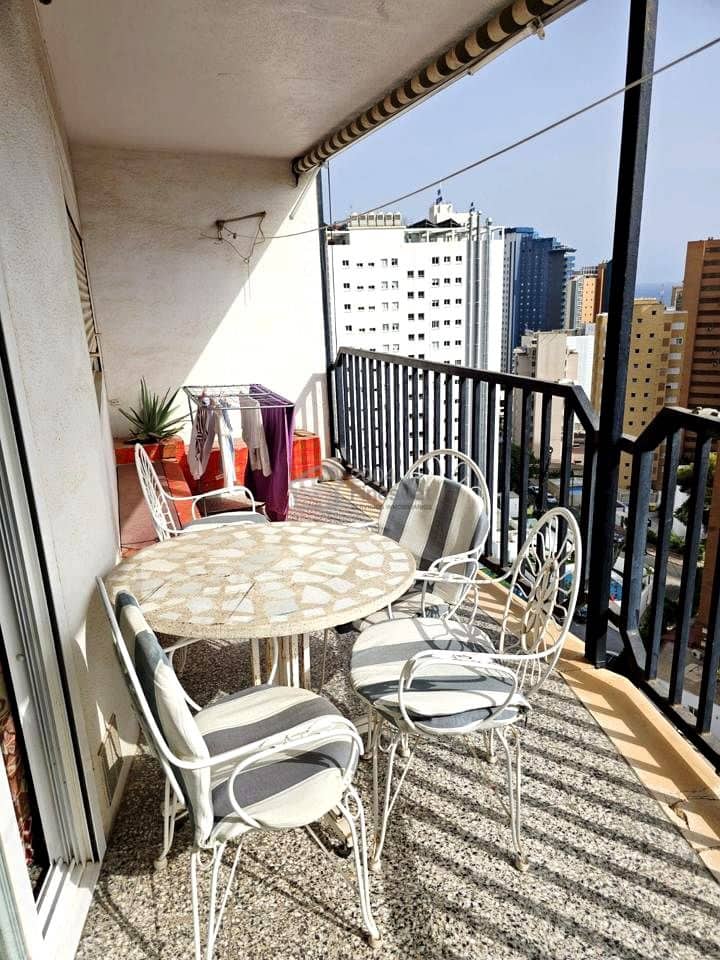 1 bedroom Flat for sale in Benidorm with pool garage - € 190,000 (Ref: 9985688)
