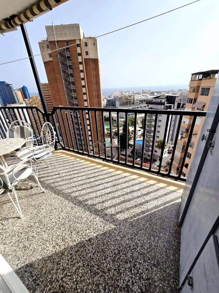 1 bedroom Flat for sale in Benidorm with pool garage - € 190,000 (Ref: 9985688)
