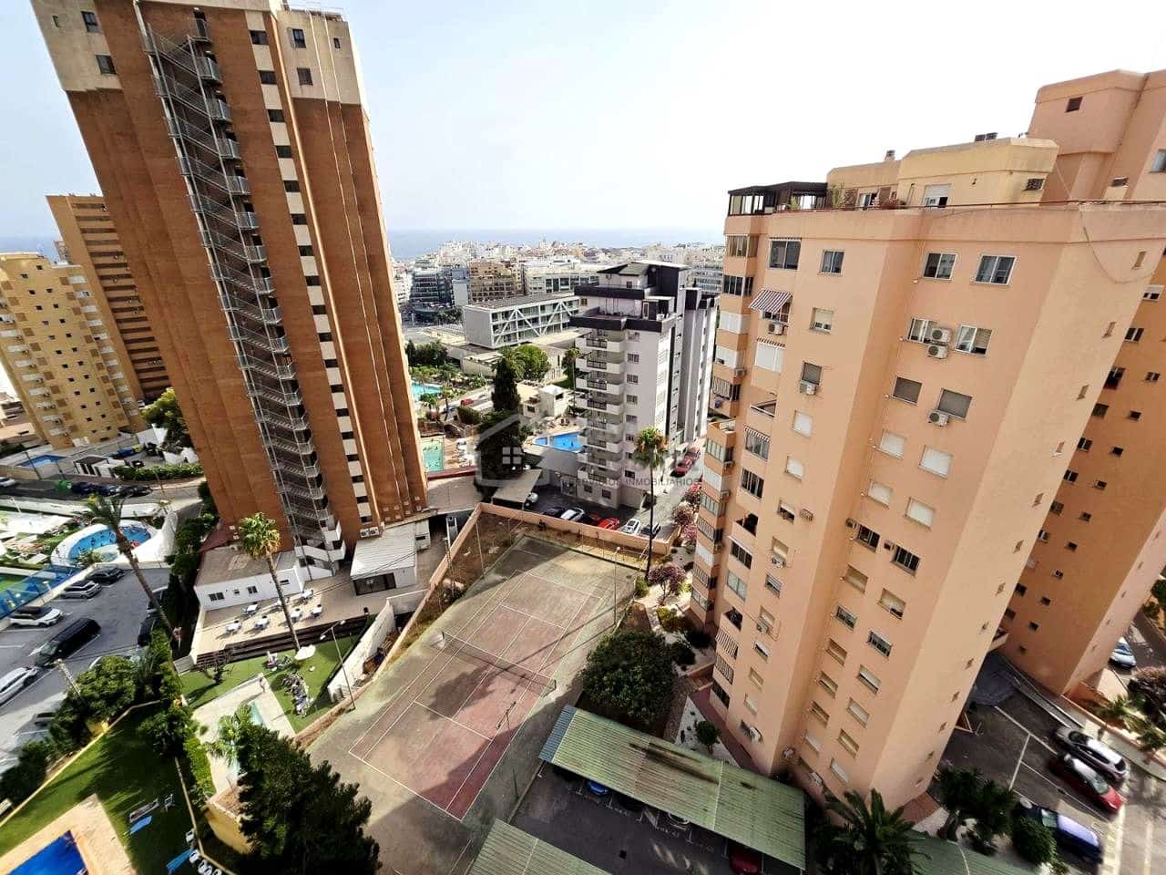 1 bedroom Flat for sale in Benidorm with pool garage - € 190,000 (Ref: 9985688)