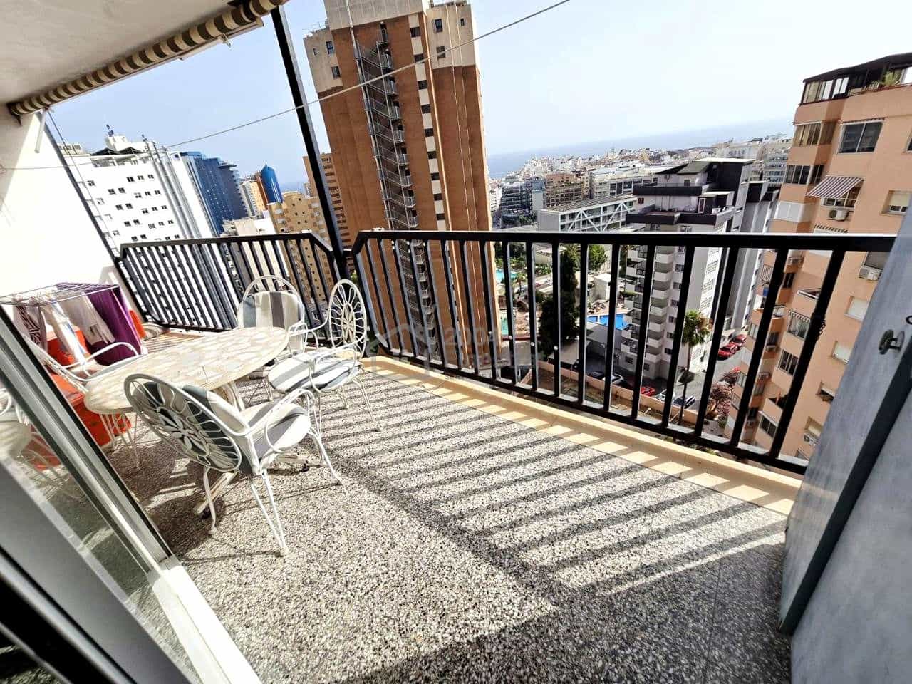 1 bedroom Flat for sale in Benidorm with pool garage - € 190,000 (Ref: 9985688)