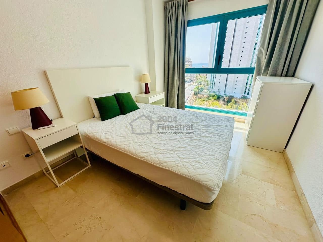 2 slaapkamer Flat te huur in La Villajoyosa / Vila Joiosa met zwembad garage - € 1.250 (Ref: 9985897)