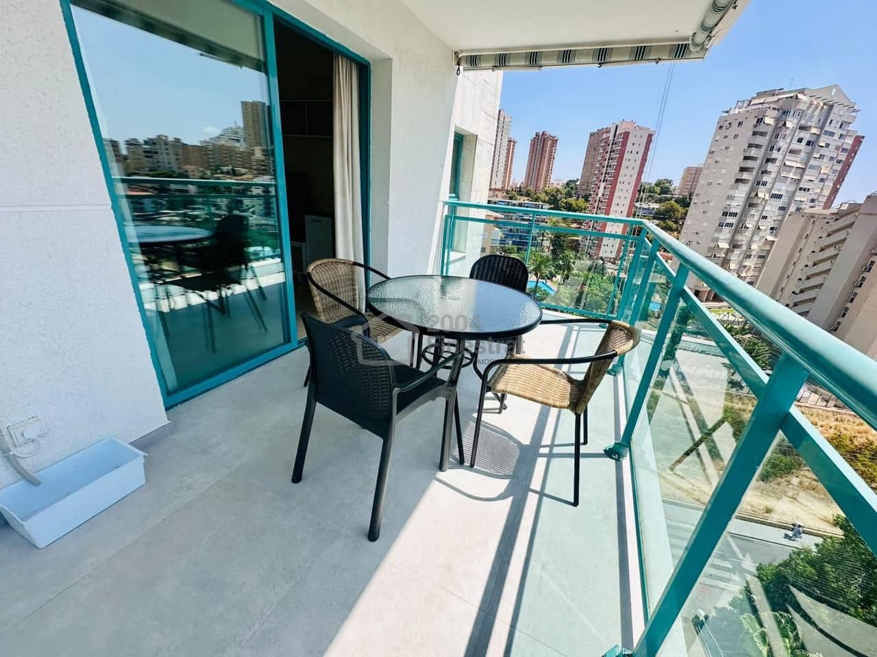 2 slaapkamer Flat te huur in La Villajoyosa / Vila Joiosa met zwembad garage - € 1.250 (Ref: 9985897)