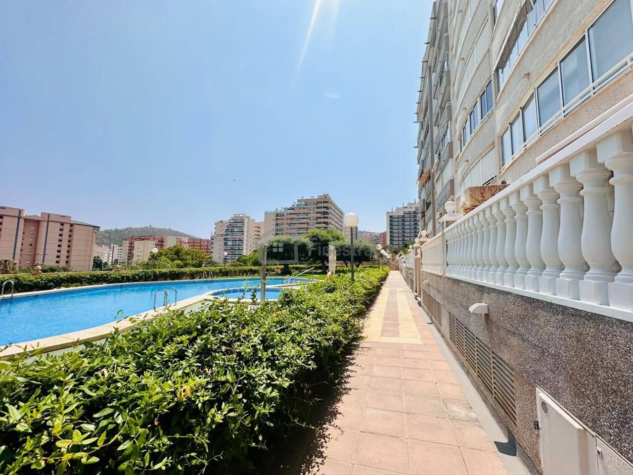 1 slaapkamer Flat te huur in La Villajoyosa / Vila Joiosa met garage - € 900 (Ref: 9986138)