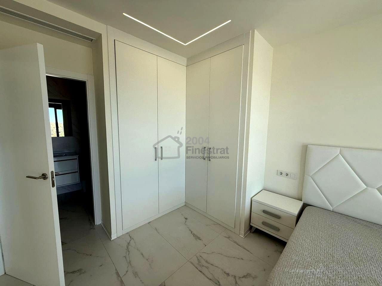 Piso de 2 habitaciones en Finestrat en alquiler con garaje - 1.650 € (Ref: 9986139)
