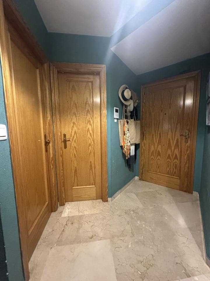 Piso de 2 habitaciones en Benidorm en venta con garaje - 308.000 € (Ref: 9999865)